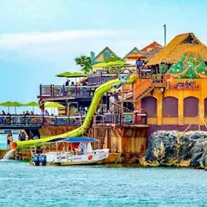 La Rosa With Spectacular View Of Ocho Rios