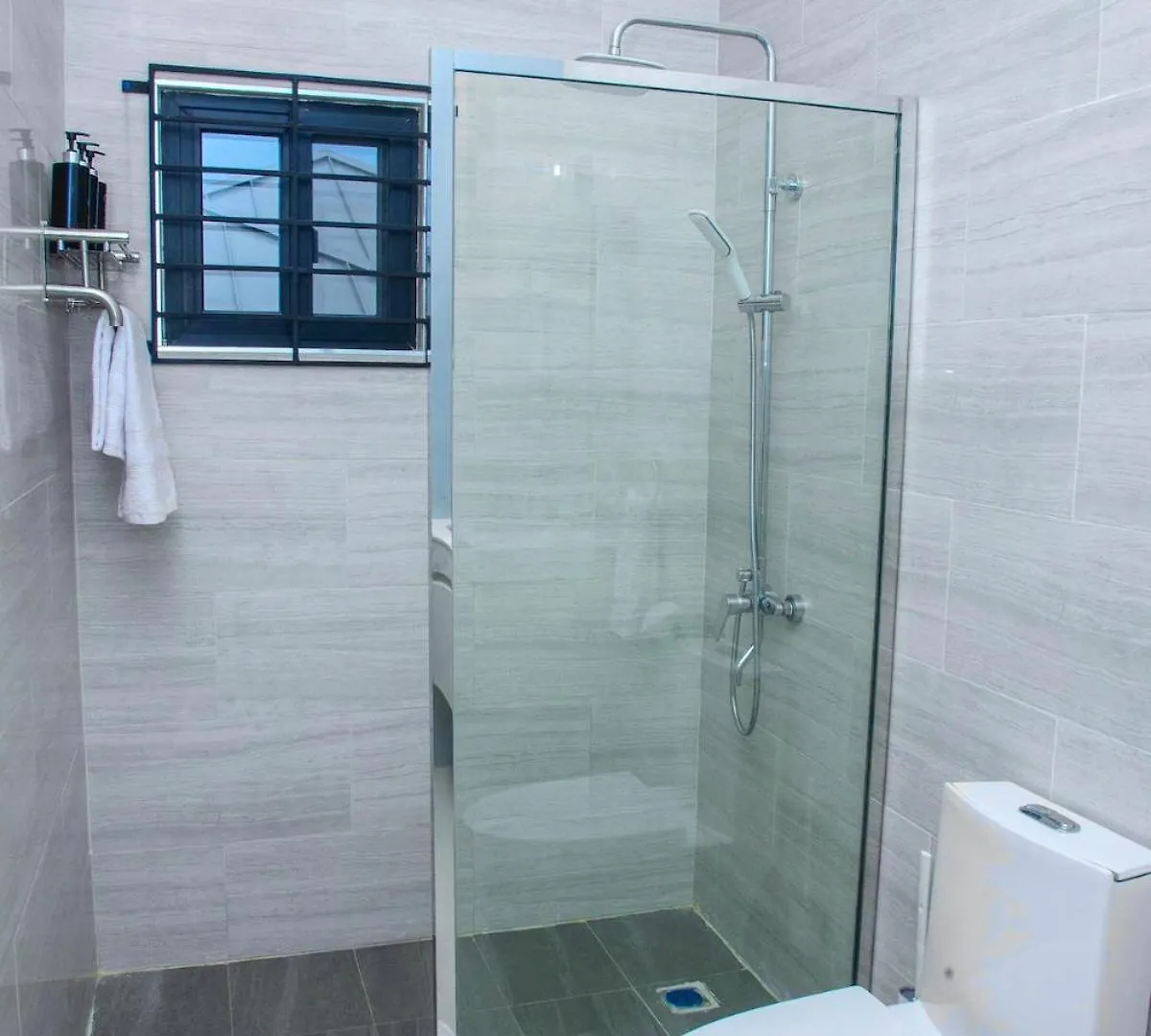 Montana Villa - Luxury 2-Bedroom Stay Near Ocho Rios Attractions