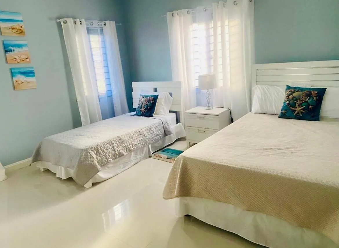 Montana Villa - Luxury 2-Bedroom Stay Near Ocho Rios Attractions 0*,  Jamaica
